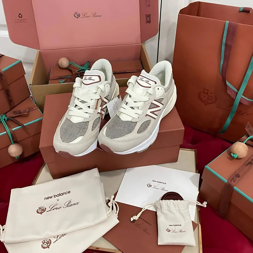 Tênis New Balance x Loro Piana x 990v6