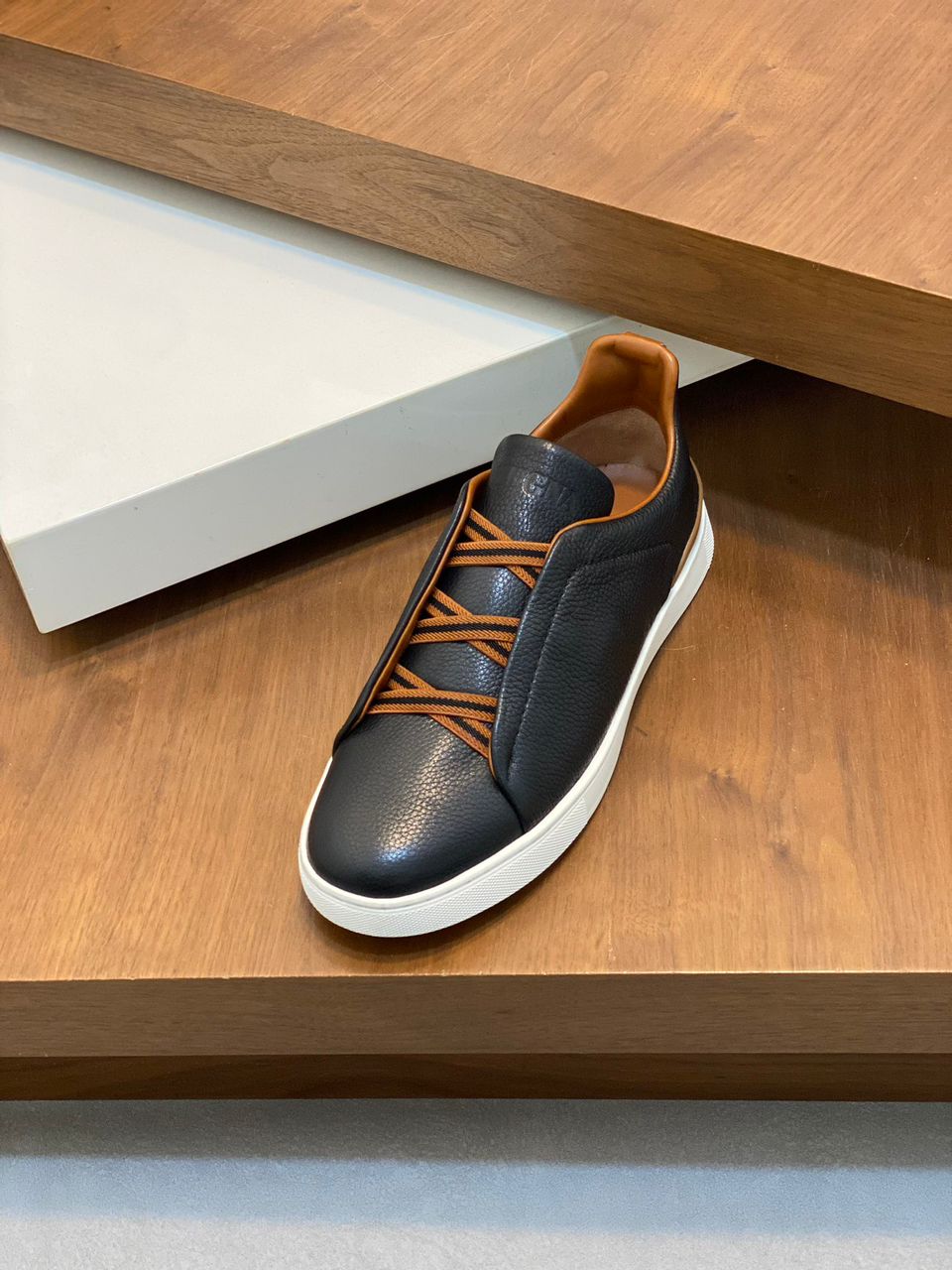 Tenis Zegna Triple Stitch Camurça