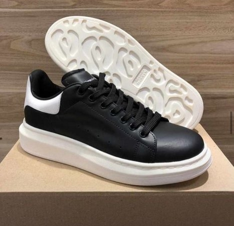 Tênis Alexander Mcqueen Black White